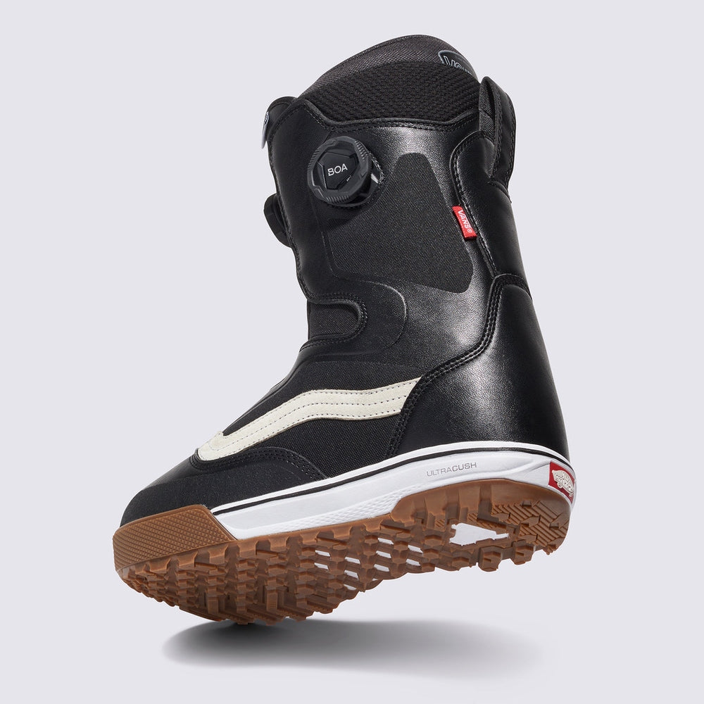 vans-aura-pro-snowboard-boot-black-white-2026