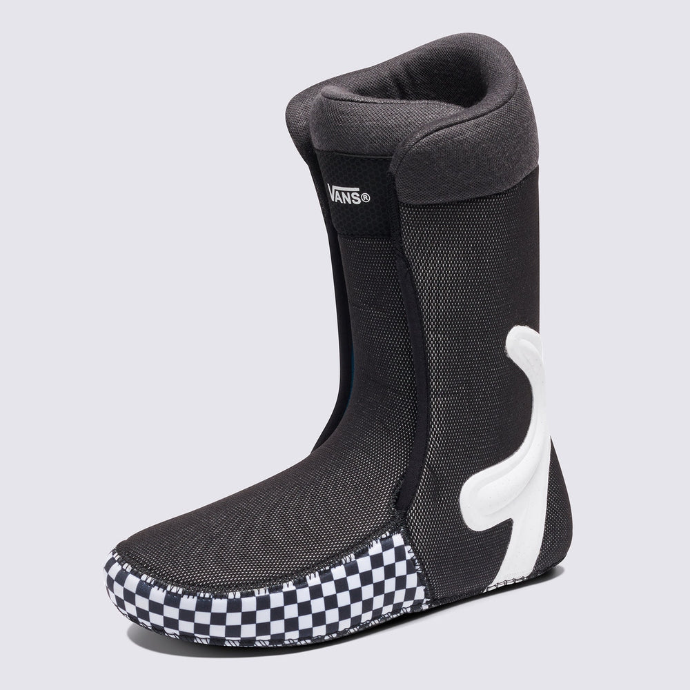 vans-aura-pro-snowboard-boot-black-white-2026